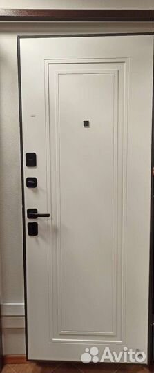 Дверь входная металлическая
