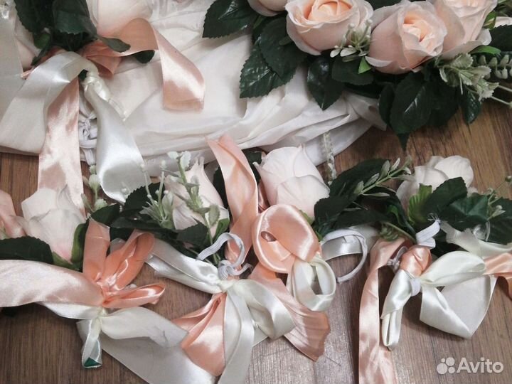 Украшение машины на свадьбу