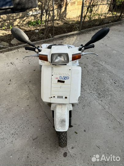 Скутер Honda Gyro up