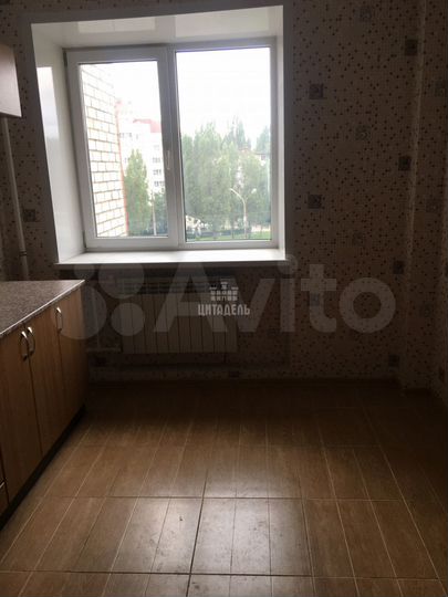 2-к. квартира, 63 м², 4/15 эт.