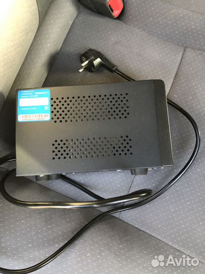 Стабилизатор напряжения Ippon AVR2000