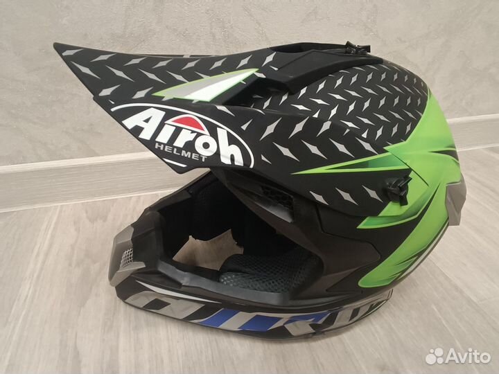 Кроссовый шлем Airoh