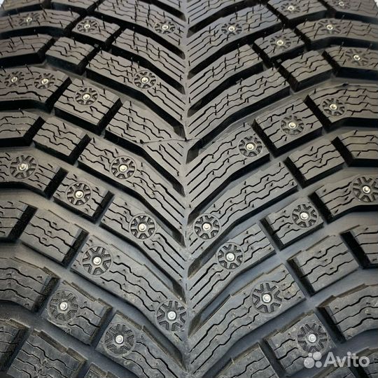 Michelin X-Ice North 4 275/45 R20 110T