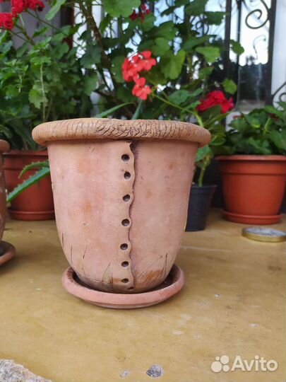 Глиняное кашпо