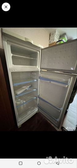 Холодильник indesit