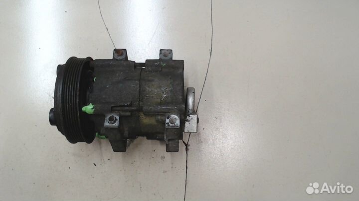 Компрессор кондиционера Ford Fiesta, 2000