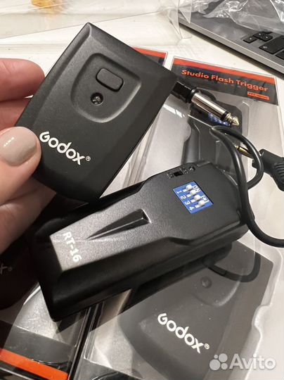 Синхронизатор для вспышки