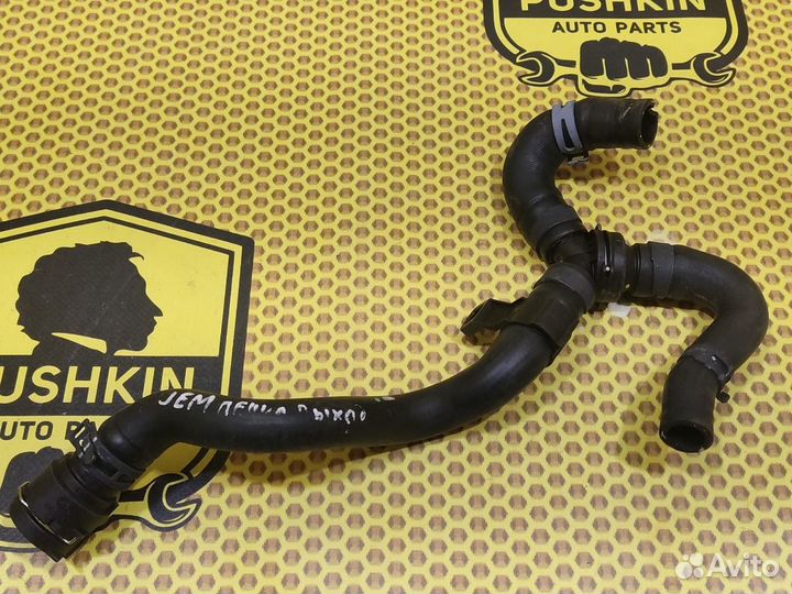 Патрубок системы охлаждения Volkswagen Jetta JEM