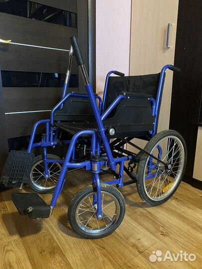 Инвалидная коляска с ручным приводом