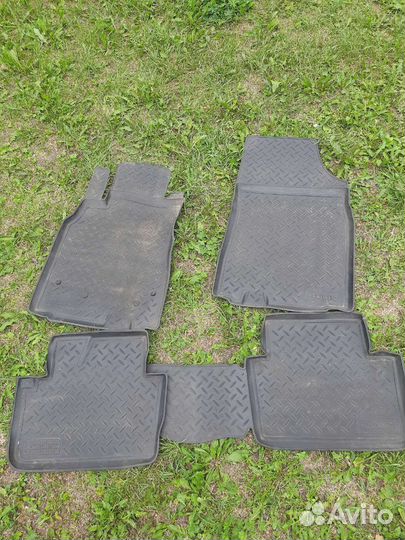Коврики в салон на renault fluence