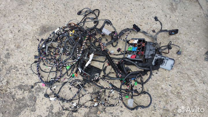 Volkswagen Polo 5 проводка салона