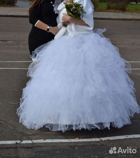 Свадебное платье