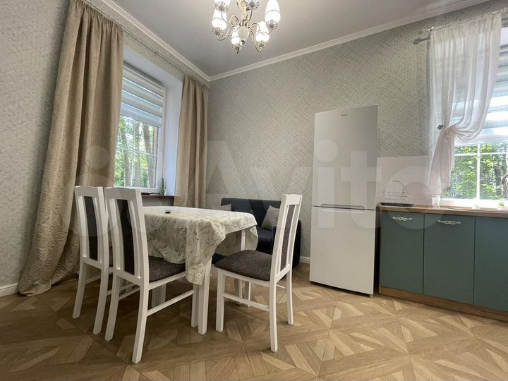 2-к. квартира, 70 м², 1/5 эт.