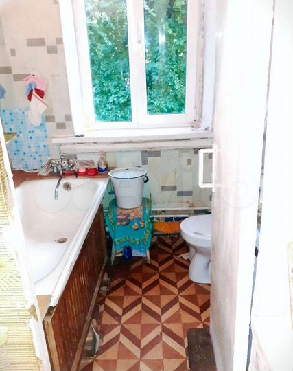 2-к. квартира, 52 м², 2/2 эт.