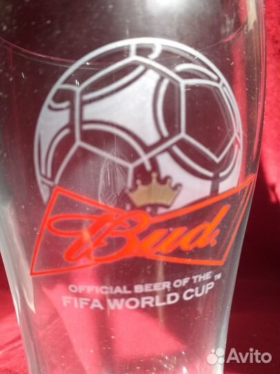 Пивные кружки и бокалы