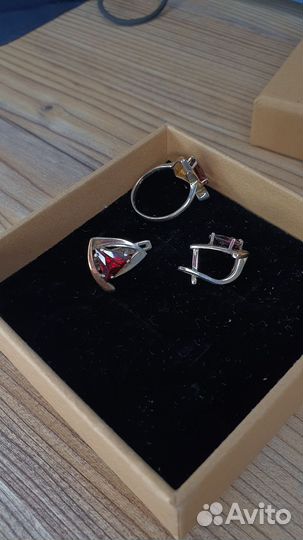 Серьги + кольцо серебро, гранат (имитация)