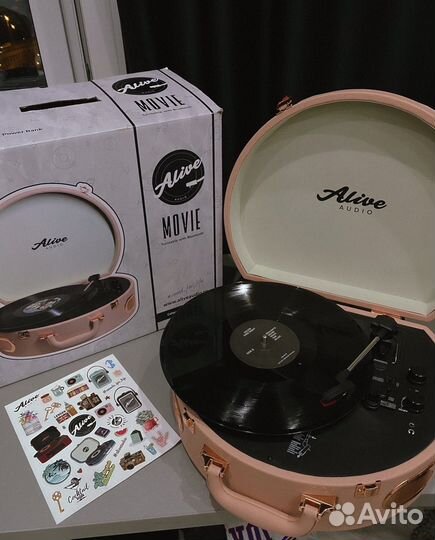 Проигрыватель винила alive