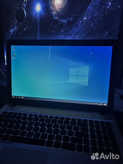 Ноутбук Asus