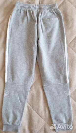 Спортивный костюм adidas