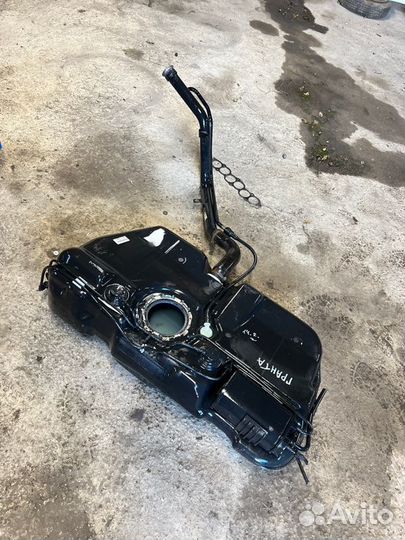 Бензобак Лада Гранта 21127 2017