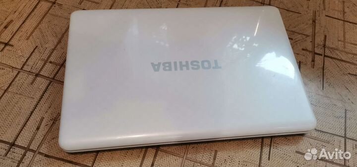 Ноутбук toshiba