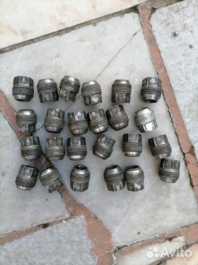 Болты на колеса