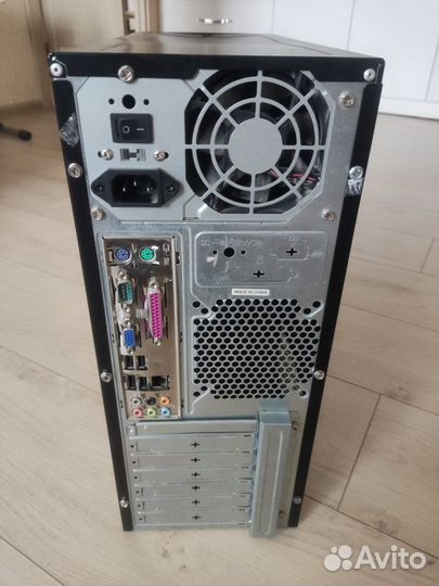 Компьютер Core 2 Duo E7400 2.8G/озу 3Gb/HDD 200Gb