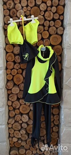 Тренировочный костюм для фигурного катания