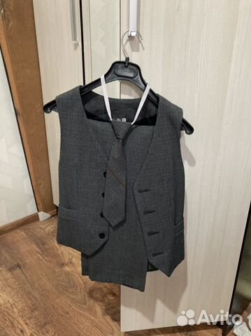 Брюки серые, жилет 122 и 140см