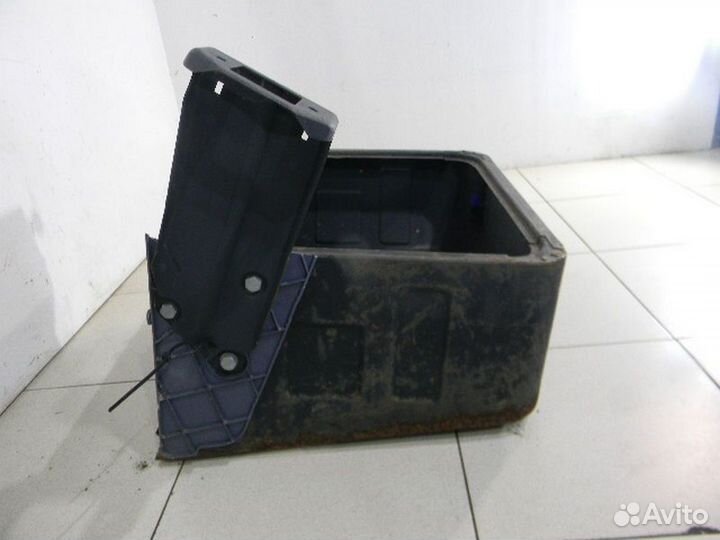 Ящик под инструмент