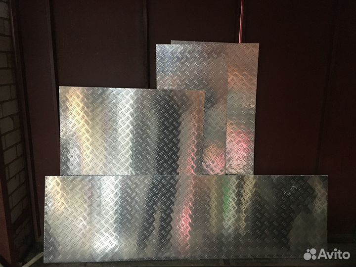 Лист алюминиевый рифленый квинтет