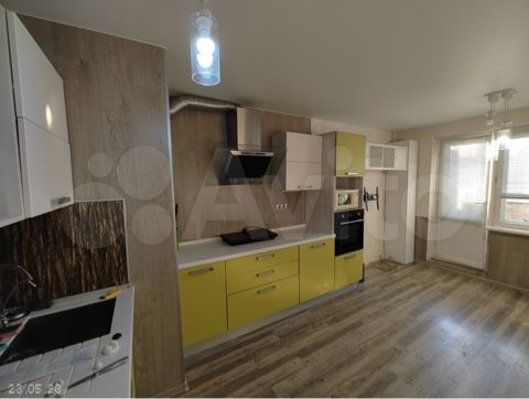 3-к. квартира, 84 м², 8/9 эт.