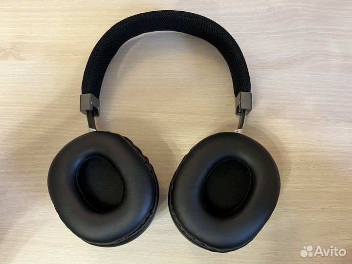 Беспроводные наушники JBL live 660 nc