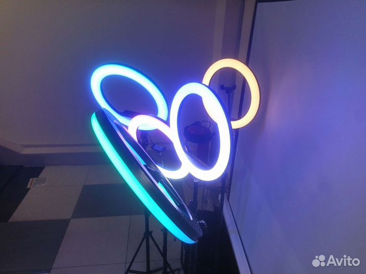 Цветные Кольцевые Лампы