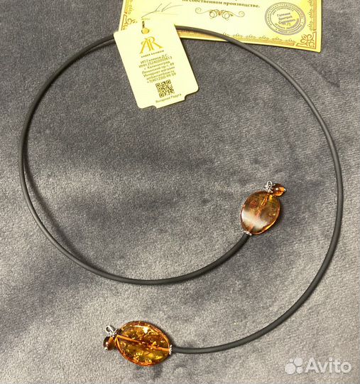 Колье, серьги из янтаря