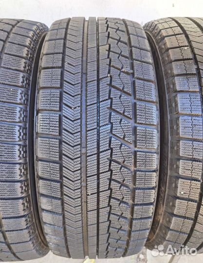 Bridgestone Blizzak VRX 225/55 R17 99V