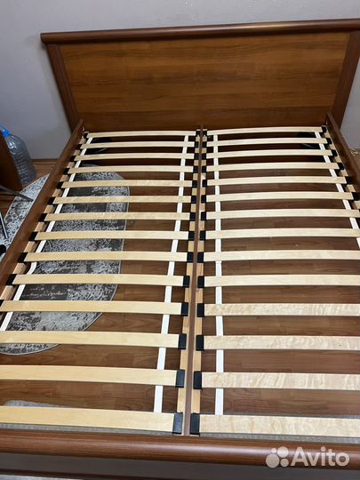 Кровать двухспальная 160 200