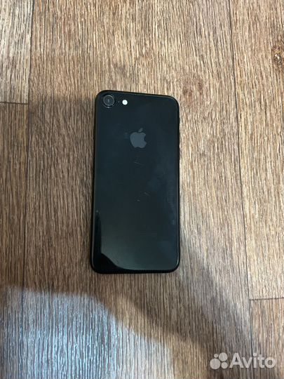 iPhone 7, 32 ГБ