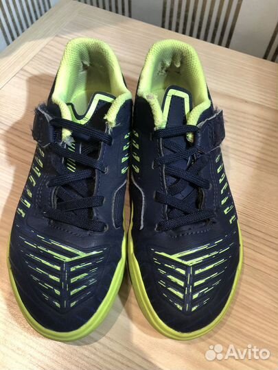 Футзалки декатлон