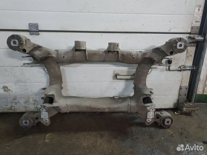 Балка задняя (подрамник) Bmw 5-Series E60 N52B30A