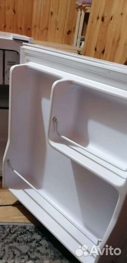 Минихолодильник бу tesler