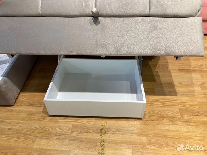 Угловой диван аккордеон