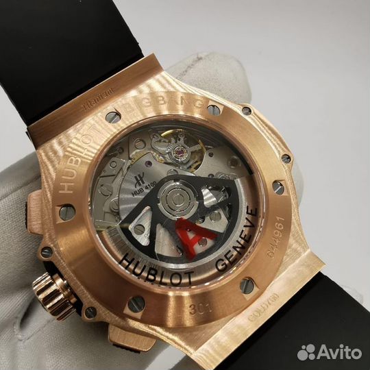 Часы Hublot