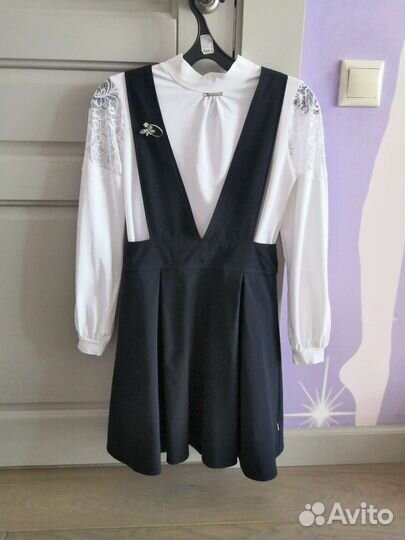 Продам блузку школьную Mattiel р-р 152