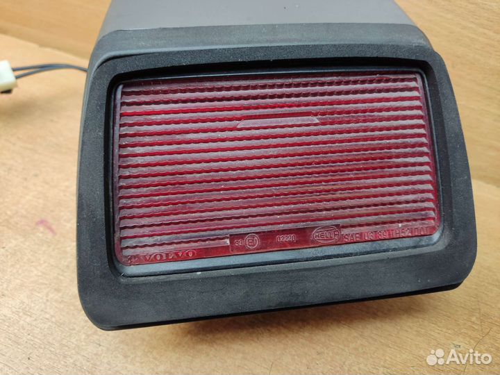 Центральный стоп-сигнал, Volvo 960