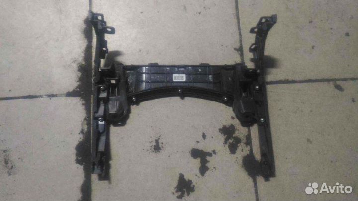 Накладка на Kia Quoris 2012