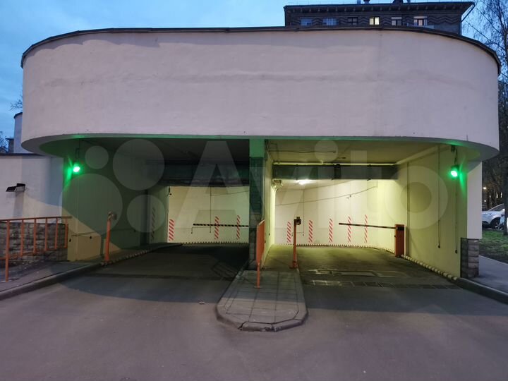 Машиноместо, 15 м²