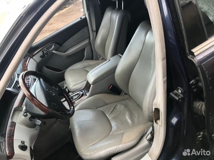 Mercedes Benz S - класс W220 В разборе