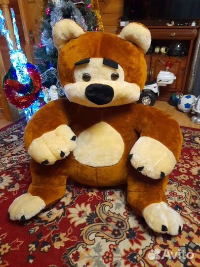 Медведь огромный новый большой