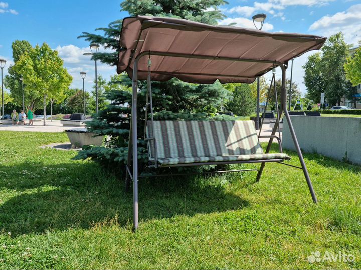 Садовые качели